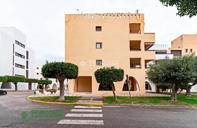 Foto c35e8ac9-e2ea-4582-ab2f-b7f1f7fd16f3. Monolocale con riscaldamento parcheggio in Almerimar Ejido (El)