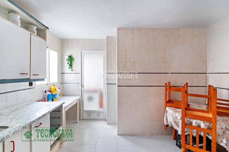 Foto 02f4933b-5708-4d0f-91c2-de14cbf61a79. Piso  en venta en el ejido en Pabellón - Estación - El Corte Inglés Ejido (El)