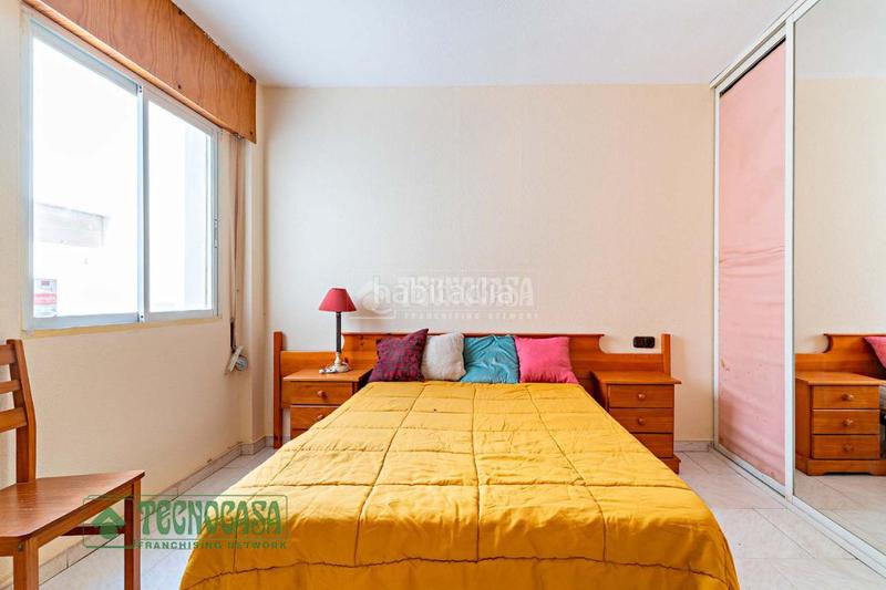 Foto 7bca01b8-44e3-46e0-8196-d08d94cf3307. Piso  en venta en el ejido en Pabellón - Estación - El Corte Inglés Ejido (El)