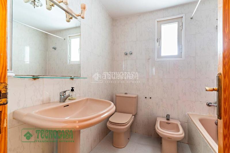 Foto a8440a6e-b200-4fbc-9f7d-083c9feadfea. Piso  en venta en el ejido en Pabellón - Estación - El Corte Inglés Ejido (El)