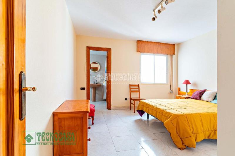 Foto f2ce030a-3938-4674-9ccc-d9a4156e6dd9. Piso  en venta en el ejido en Pabellón - Estación - El Corte Inglés Ejido (El)