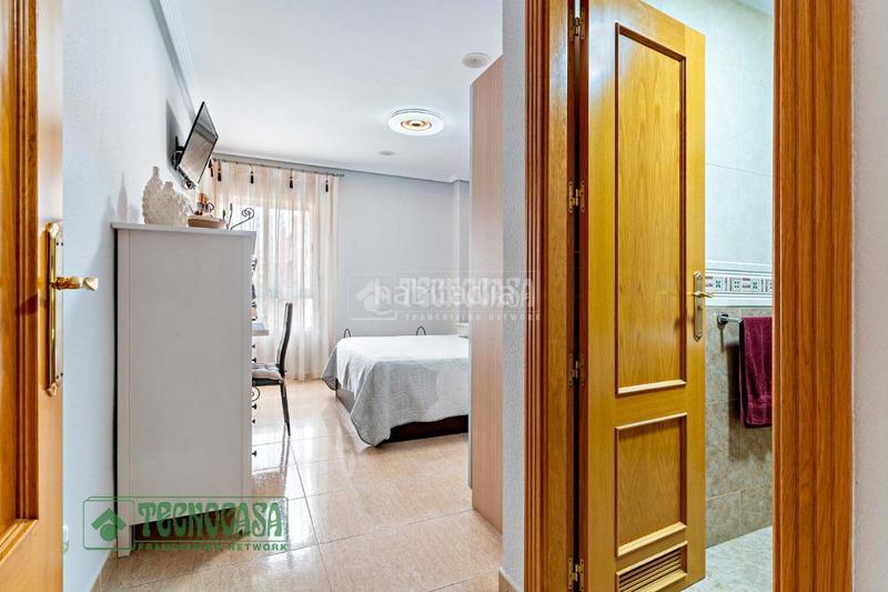 Foto 14de24c6-3c1f-448c-8933-091b20935d9c. Pis amb calefacció aparcament a Pabellón - Estación - El Corte Inglés Ejido (El)