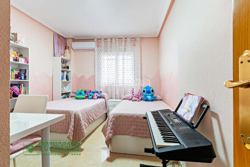 Foto 159f5a13-7bc2-459b-9c5c-f60df64fff8f. Pis amb calefacció aparcament a Pabellón - Estación - El Corte Inglés Ejido (El)