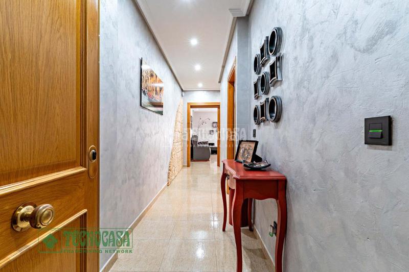 Foto 1d732a39-26d8-4b7e-8869-6107d609f122. Pis amb calefacció aparcament a Pabellón - Estación - El Corte Inglés Ejido (El)