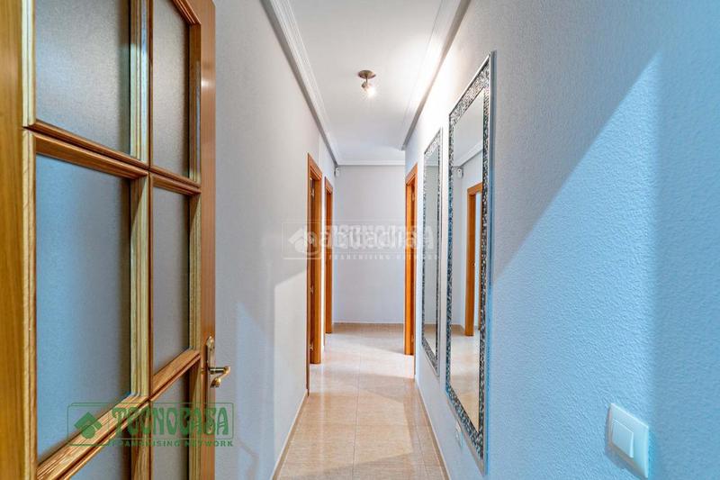 Foto dcf3dec1-e4c8-4aab-904d-4f955c92ded6. Pis amb calefacció aparcament a Pabellón - Estación - El Corte Inglés Ejido (El)