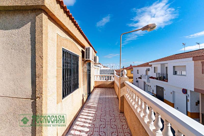 Foto 30d6e445-8fdf-45c2-87af-7aa2b30f8c57. Doppelhaus mit parking in Ejido Sur Ejido (El)