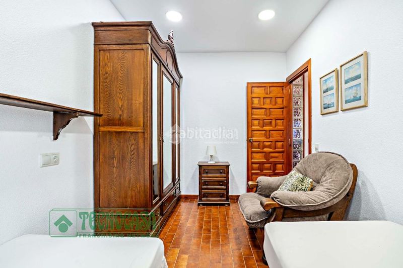 Foto 05307ba9-ee77-4831-a9bb-42625eb72441. Piso  en venta en el ejido en Almerimar Ejido (El)