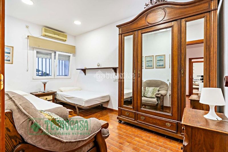 Foto 4f7a7d1b-4ba6-4675-9ed8-83f3204cada7. Piso  en venta en el ejido en Almerimar Ejido (El)