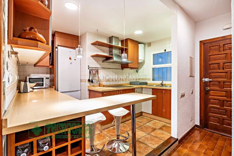 Foto 78c04137-d02b-4101-a979-58f27dc6b881. Piso  en venta en el ejido en Almerimar Ejido (El)