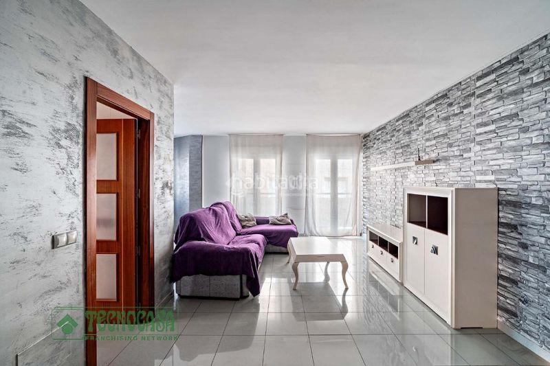 Foto 3ffdee06-cd08-4f37-b1f5-dd48a828feb0. Piso  en venta en el ejido en Pabellón - Estación - El Corte Inglés Ejido (El)