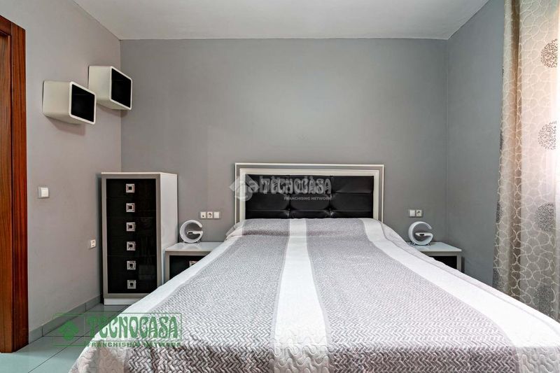 Foto b6eebcb0-cb47-4e8a-b139-26bcee158384. Piso  en venta en el ejido en Pabellón - Estación - El Corte Inglés Ejido (El)
