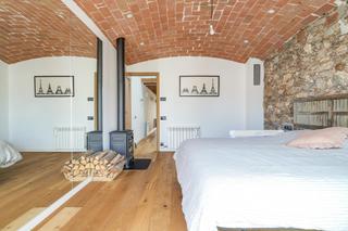 Xalet a Poble - Casc Antic. Espectacular casa reformada en el centro de castellar