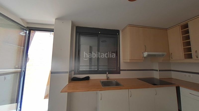 Foto 1a734d2a-65b6-40fb-8059-b5eaea406457. Pis amb aparcament a Fuensalida