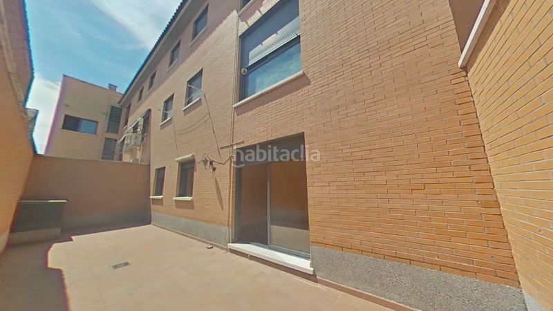 Foto be8027b0-7acb-49b2-bf90-794a80d0dd70. Pis amb aparcament a Fuensalida