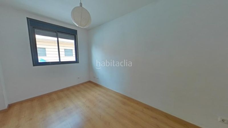 Foto cf67cbbb-dfd3-41e8-9a40-0f2d76bfd442. Pis amb aparcament a Fuensalida
