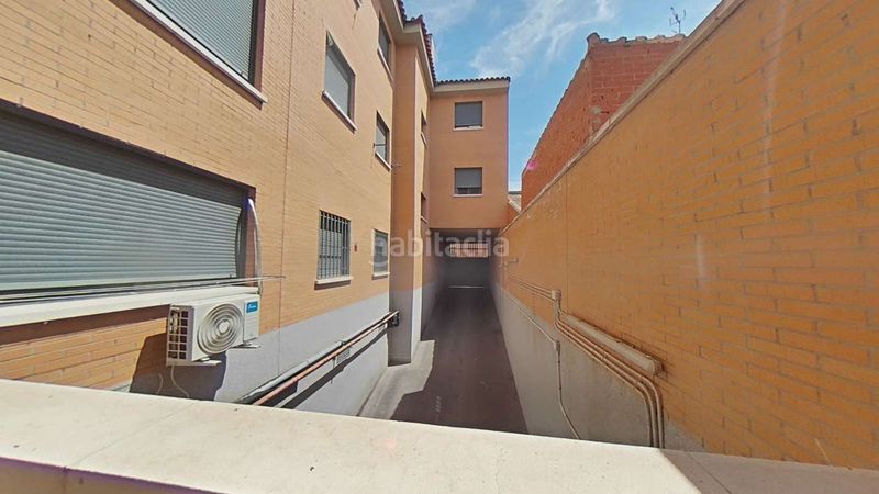 Foto f9a565a9-e145-45b0-ab92-ee1b755b69b8. Pis amb aparcament a Fuensalida