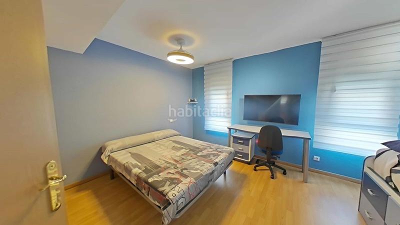 Foto 353d63c5-86a1-4fd4-b2d1-a2ee08bcda9c. Casa adossada amb calefacció piscina a Perales del Río Getafe