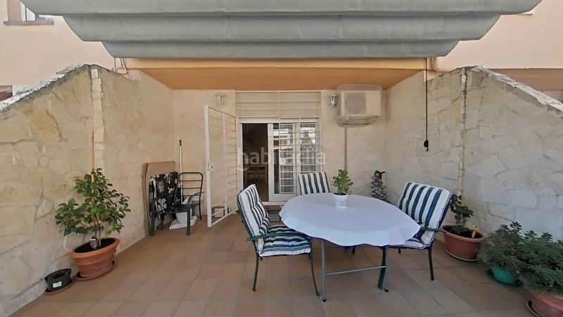 Foto 4db81d08-e037-460f-ab79-3ee2b7c4bd9c. Casa adossada amb calefacció piscina a Perales del Río Getafe