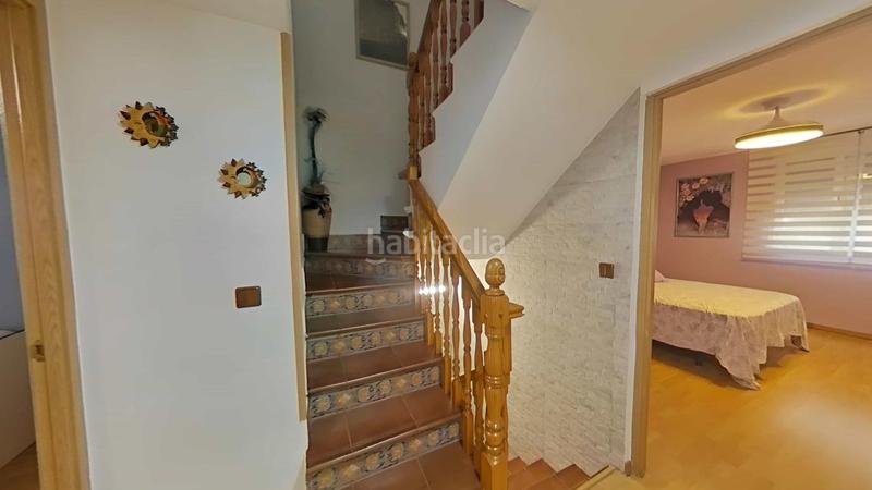 Foto 9fd8c3d9-35a0-4d22-a8db-658b32ec449e. Casa adossada amb calefacció piscina a Perales del Río Getafe