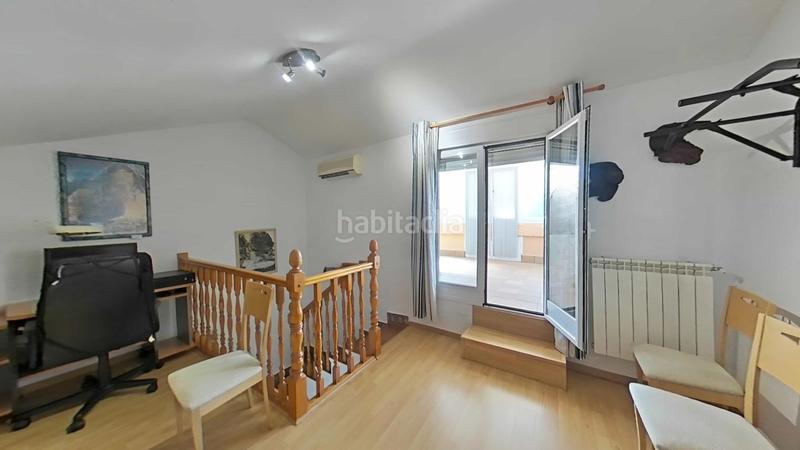 Foto cc0bcb7c-b3b5-44df-9f94-70a472950491. Casa adossada amb calefacció piscina a Perales del Río Getafe