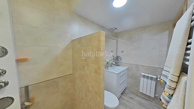 Foto fffd76ca-2ca5-40d8-ba5c-580adfa5d7b7. Casa adossada amb calefacció piscina a Perales del Río Getafe