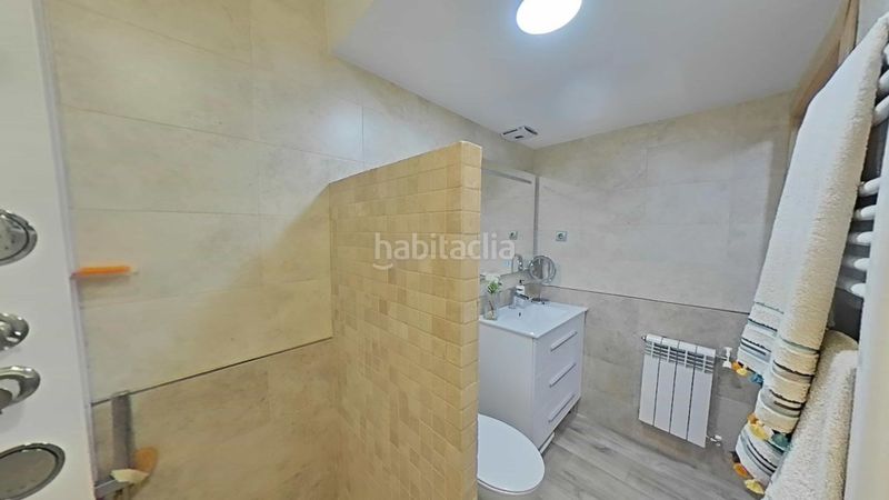 Foto fffd76ca-2ca5-40d8-ba5c-580adfa5d7b7. Casa adossada amb calefacció piscina a Perales del Río Getafe