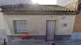 Casa en Fuensalida. Casa de pueblo para restaurar.