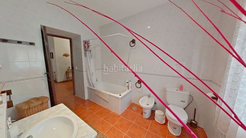 Foto 3c5c8e21-bc36-4044-8a76-97f091bc51c0. Casa amb calefacció aparcament piscina a Villamiel de Toledo