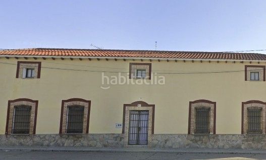 Foto cc085bed-ed04-4893-ad3e-d4c2482a872c. Casa amb calefacció aparcament piscina a Villamiel de Toledo