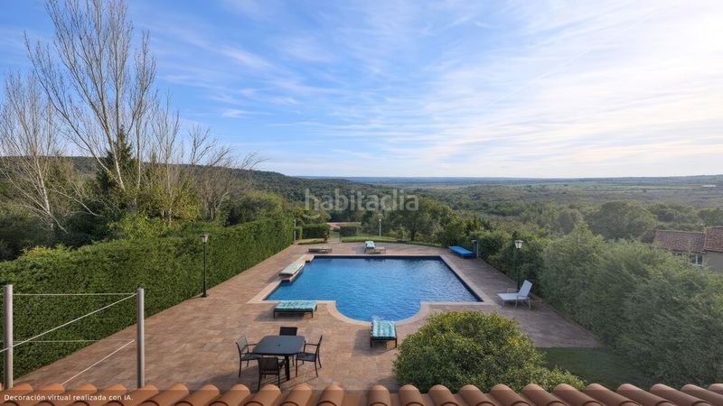 Foto 35af343b-7202-4163-b36d-ab513007e5ad. Chalet avec chauffage dans Batres