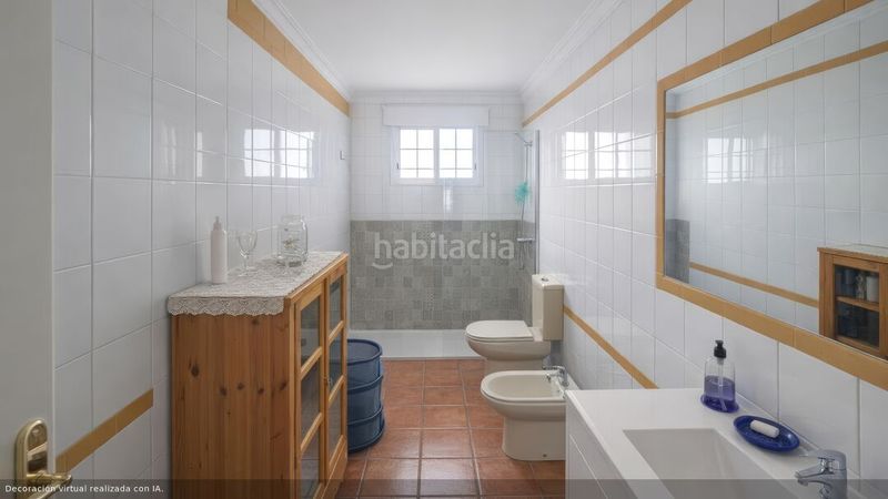 Foto 4cf6ba59-1cd3-4fea-a6ef-d31faf637048. Chalet avec chauffage dans Batres