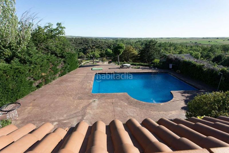 Foto fb7525de-642e-4a96-ae4a-c72cf16cb635. Chalet avec chauffage dans Batres