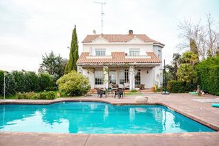 Chalet in Batres. Cotorredondo, entrando por arroyomolinos, en batres, madrid?