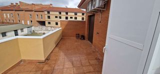 Location Appartement à Casarrubios del Monte. ???? tu fortaleza personal a 40km de madrid! sin dragones, pero