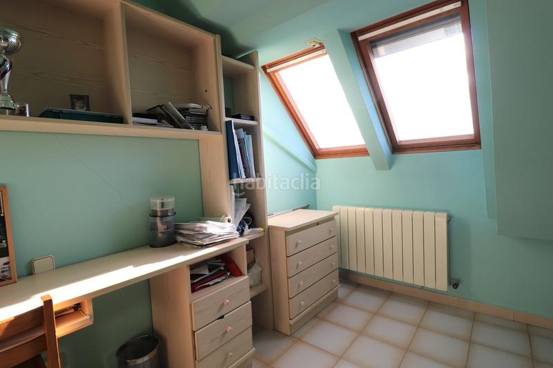 Foto dde2edf8-8e78-4782-83f6-b056215f227e. Duplex avec chauffage parking piscine dans Avenida Europa-San Antón Toledo
