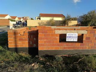 Terreny residencial a Burguillos de Toledo. Inmobiliaria la montañesa vende parcela en burguillos de toledo.
