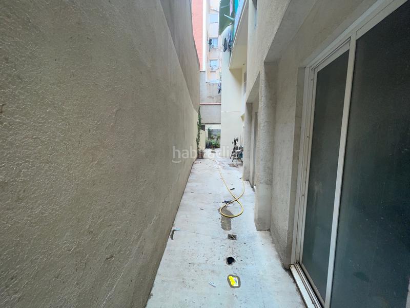 Foto 10c368a1-a559-4f7e-bba5-6aa8d31e657f. Rent business premise in avinguda dels quinze 31 in Barcelona