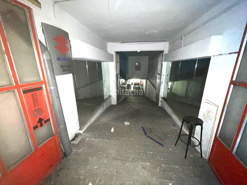 Foto 31f393d3-371f-4daa-8740-d24f84f549c3. Rent business premise in avinguda dels quinze 31 in Barcelona