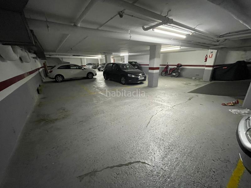 Foto bc5cb0bd-9e67-4fc7-85d5-0fe79992956c. Car parking in carrer de costa i cuxart 27 in Vilapicina - Torre Llobeta Barcelona