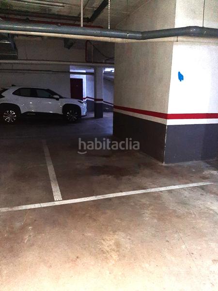 Foto 23ce6e21-bf63-47dc-b90d-ceaa0acf49b9. Parking voiture dans carrer de costa i cuxart 27 dans Barcelona