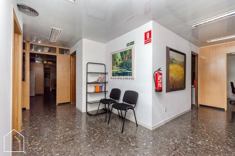 Foto 5dbdee59-5258-462a-a12d-62af1b9ded50. Oficina a Fort Pienc Barcelona
