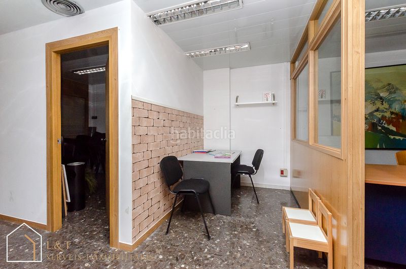 Foto adcbb460-9b7d-4d5a-9537-9d37ab10eb33. Oficina a Fort Pienc Barcelona