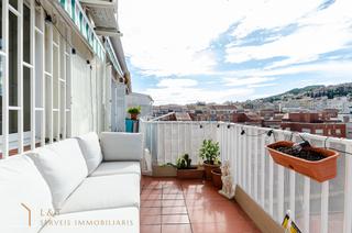 Dachwohnung  Avinguda dels quinze