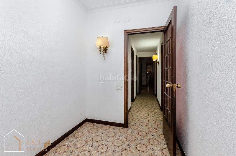 Foto b9bc10cf-f9bc-470b-a8fc-d6df7a03b57c. Pis a carrer de concepción arenal 140 a La Sagrera Barcelona