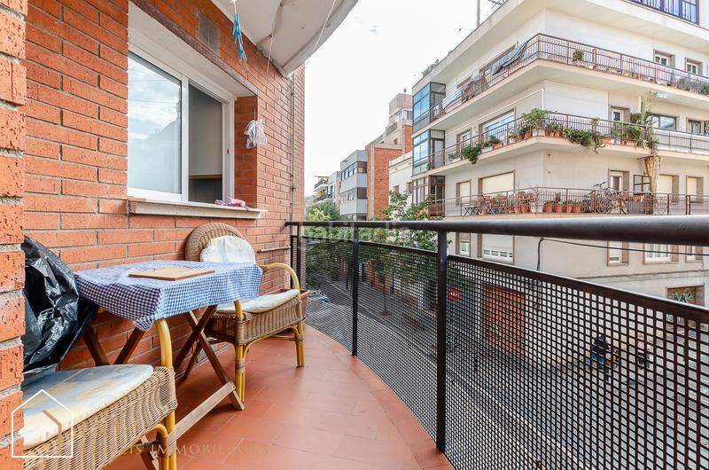 Foto aded327e-7867-4e19-92a6-072a426b03ab. Etagenwohnung mit parking in Guinardó Barcelona