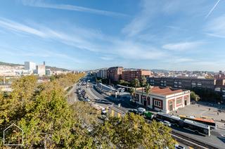 Etagenwohnung in Passeig de Fabra i Puig