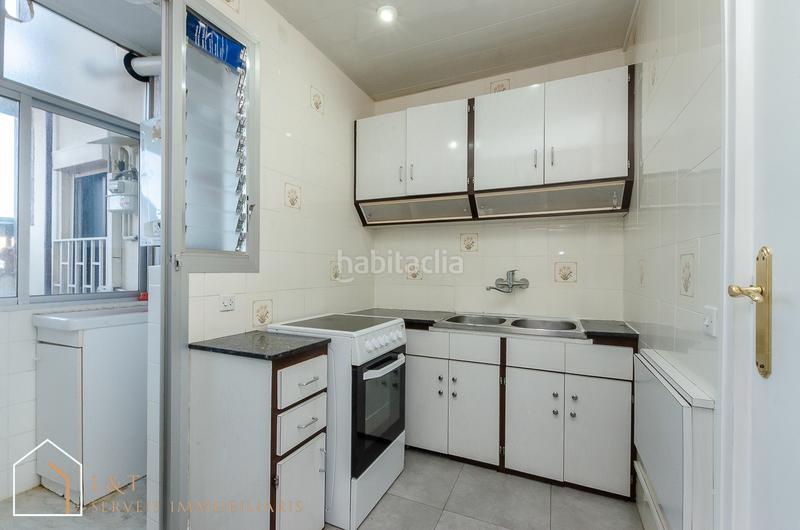 Foto 41367ca9-827a-41ac-b1ba-05660257c39a. Piso en Porta Barcelona