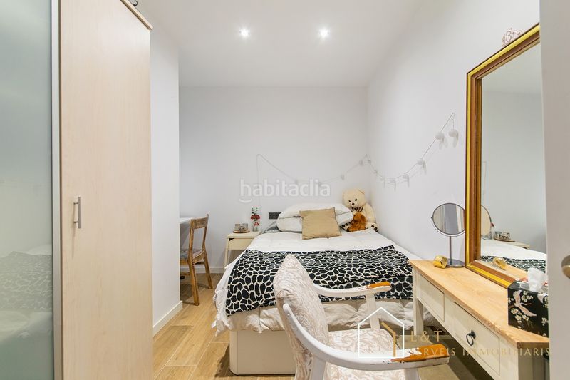 Foto 4d659b8b-6939-4994-8ff7-25080ded9c60. Piso en Sant Pere Nord Terrassa