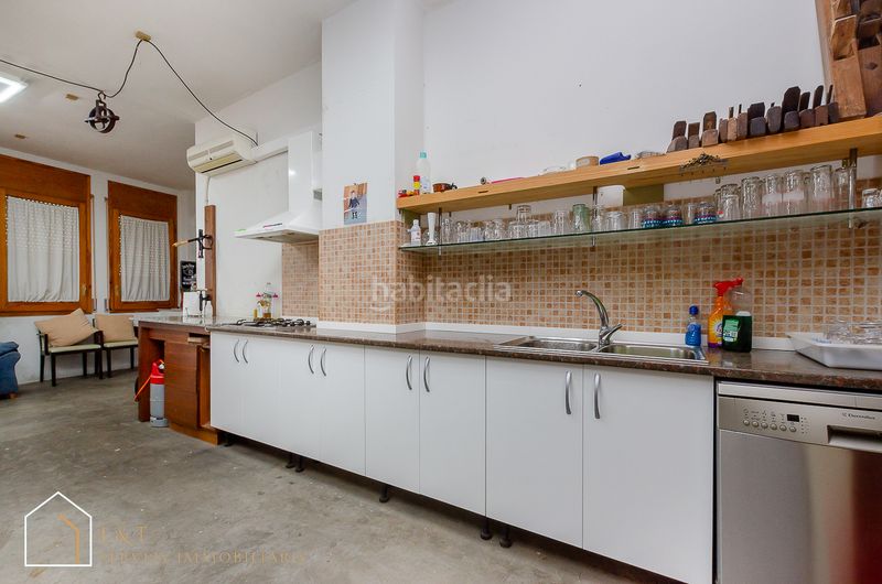 Foto af782da4-b295-4034-8096-069f43c895c0. Edificio en La Teixonera Barcelona