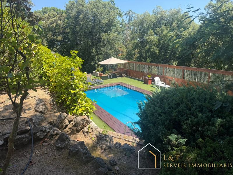 Foto b3fa09ee-50b8-4a0b-b41b-da9c3aa0377e. Xalet amb xemeneia calefacció aparcament piscina a Vallgorguina